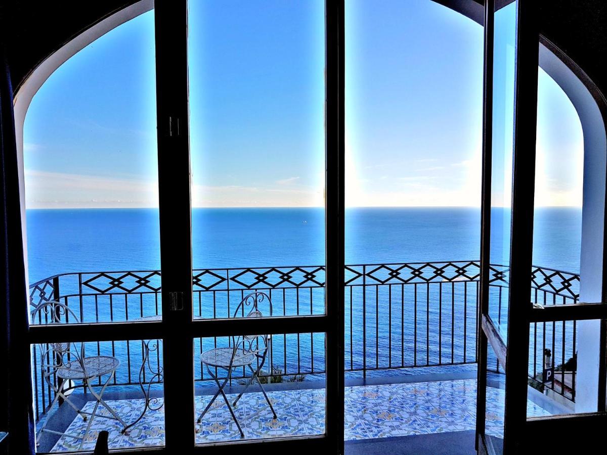 Casa Vacanza "Positano" A Furore Exterior photo