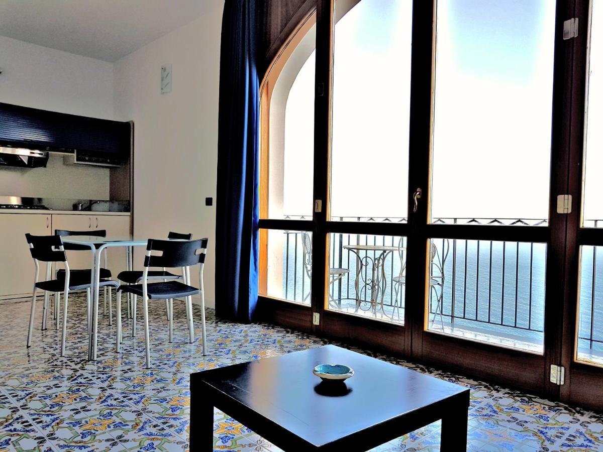 Casa Vacanza "Positano" A Furore Exterior photo