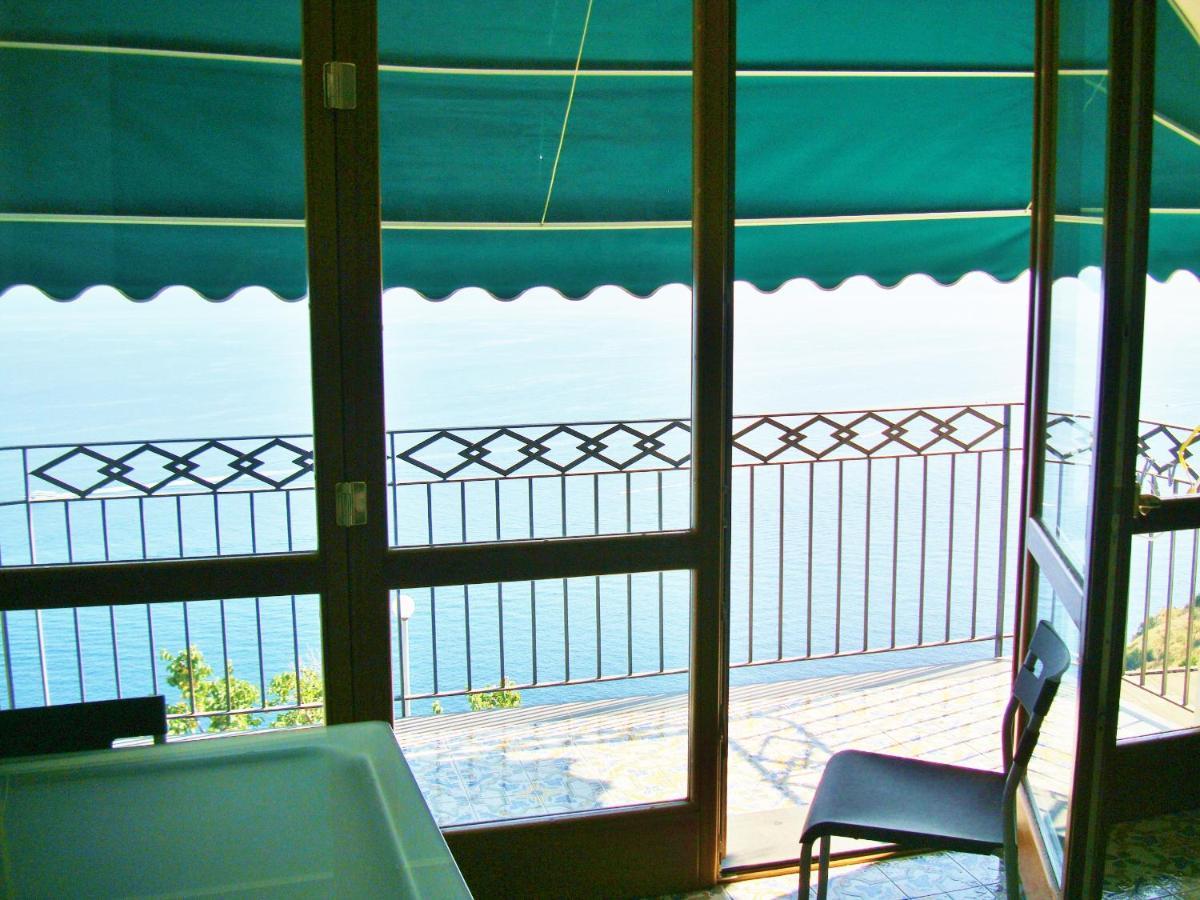 Casa Vacanza "Positano" A Furore Exterior photo