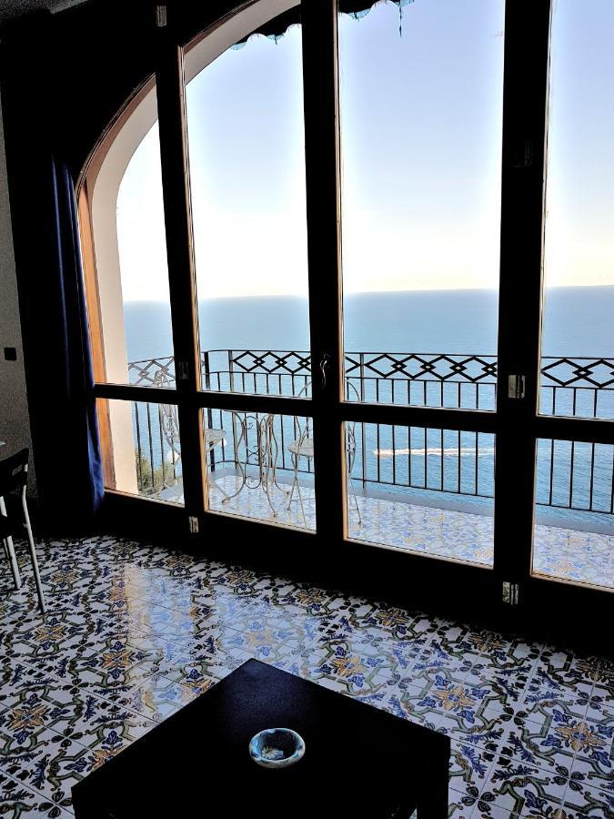 Casa Vacanza "Positano" A Furore Exterior photo